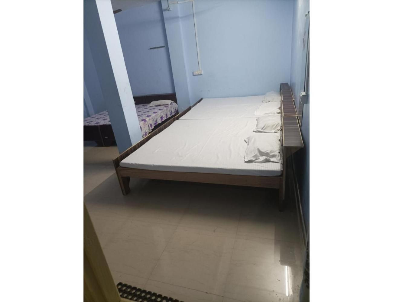 Ishwari Guest House, * Varanasi