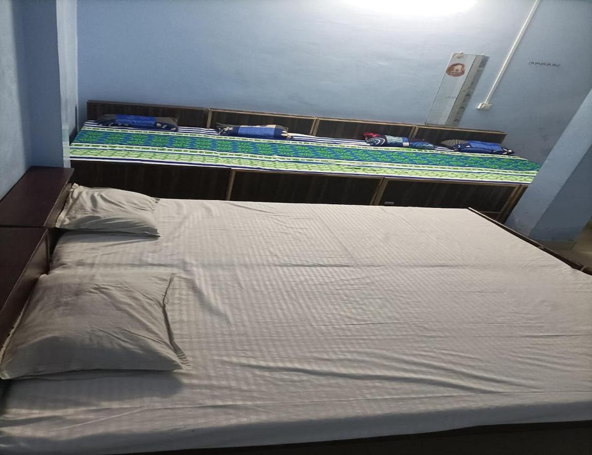Ishwari Guest House, Homestay Varanasi