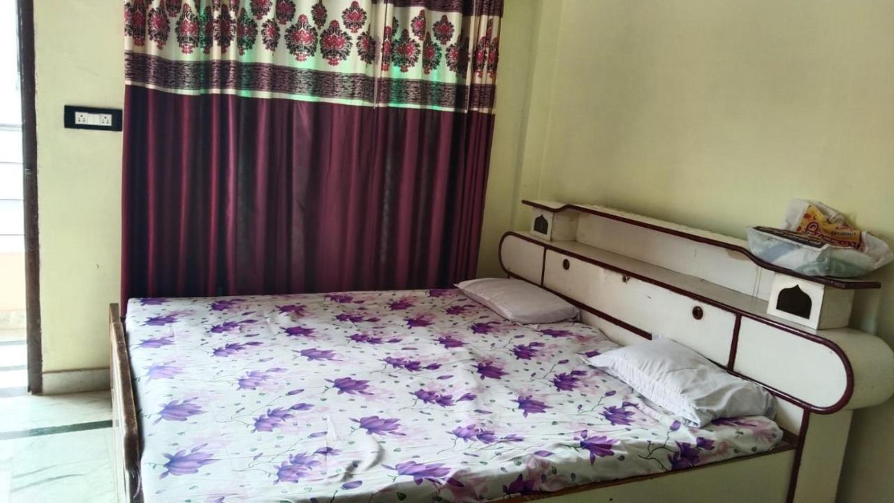 Homestay Ishwari Guest House, *