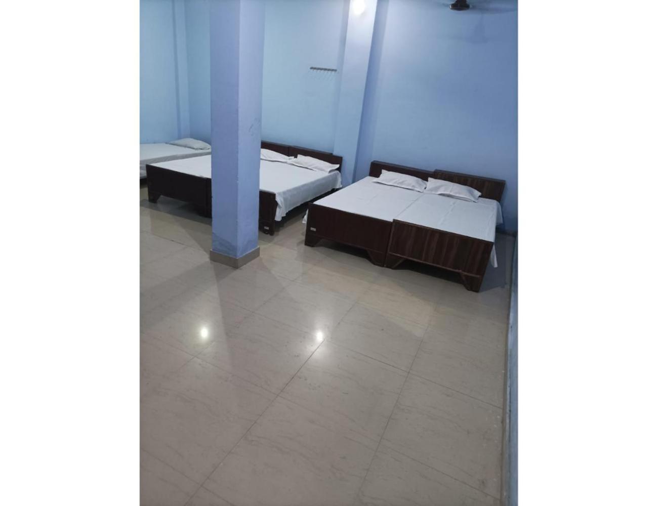 Ishwari Guest House, Homestay Varanasi