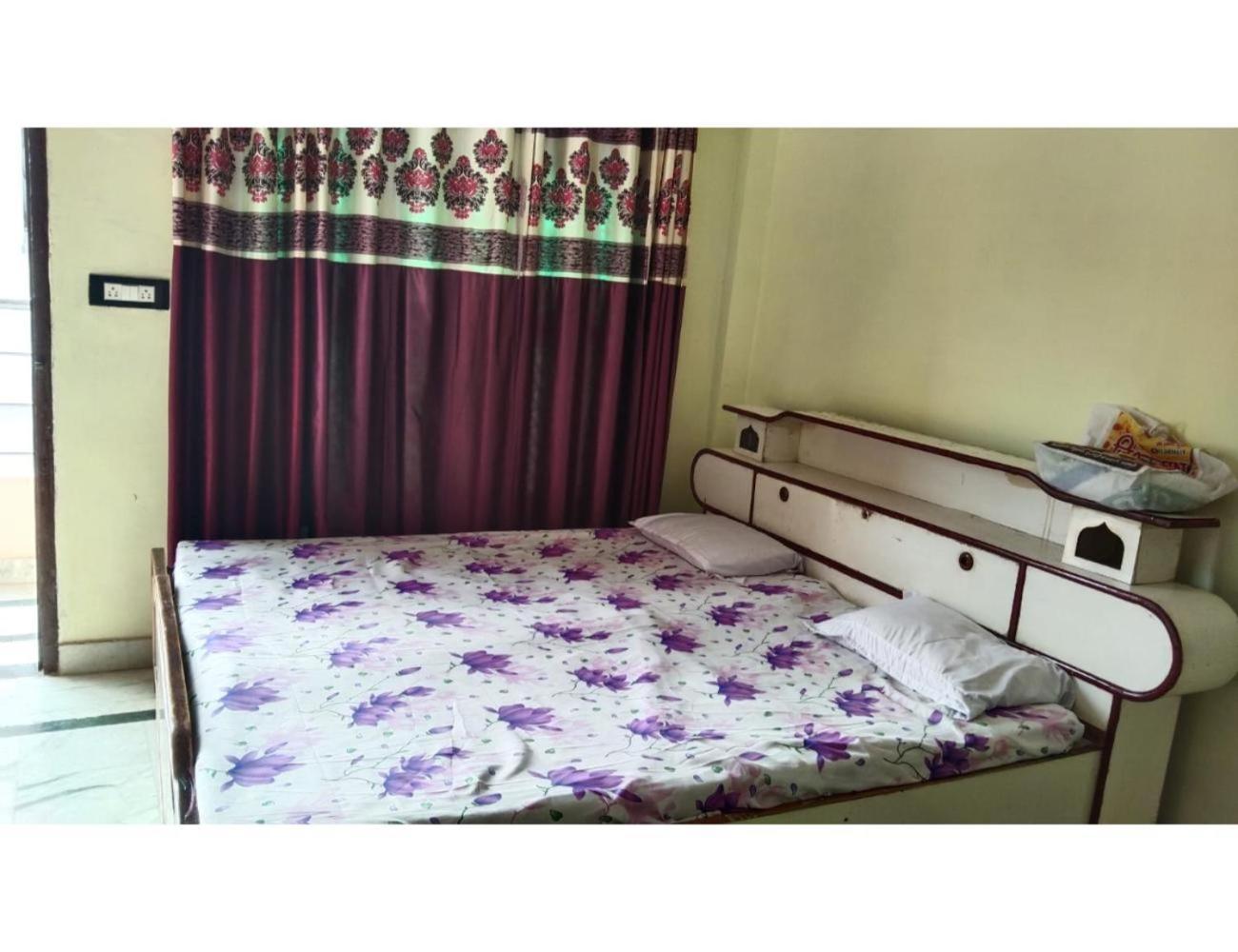 Ishwari Guest House,
